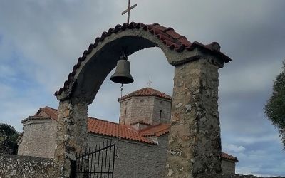 Αναστάσιμη Θεία Λειτουργία στους Ταξιάρχες